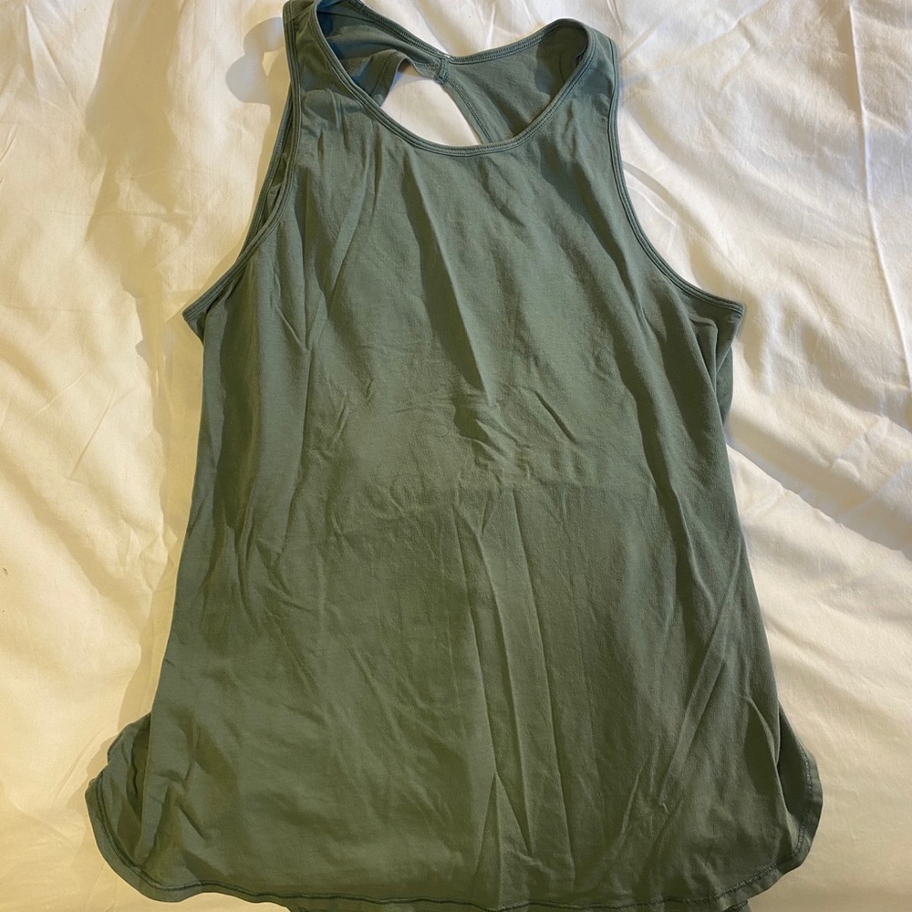 Lululemon swing tank moss